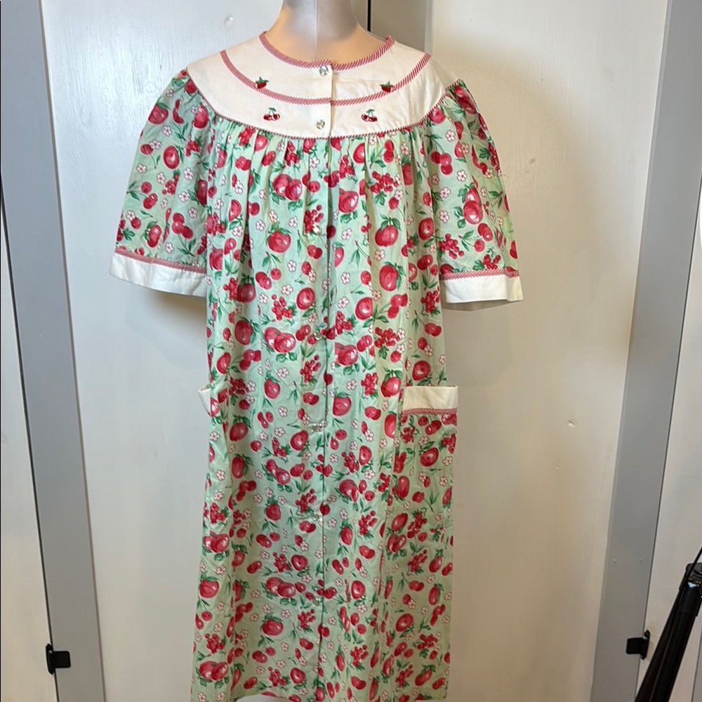 Bobbie Brooks Floral Nightgown - Red and Green